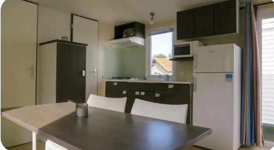 Mobilhome Proche Puy Dufou La Boissiere-de-Montaigu Exterior photo